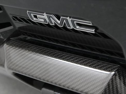 New 2026 GMC Hummer EV 3X w/ Carbon Fiber Edition Package AWD/4WD image 19