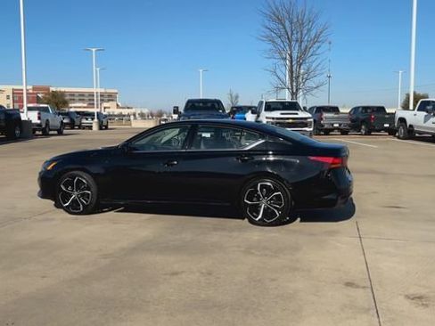 Used 2024 Nissan Altima 2.5 SR image 6