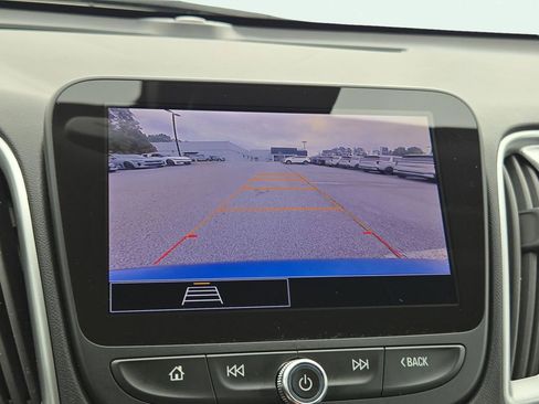 Used 2023 Chevrolet Malibu RS image 28