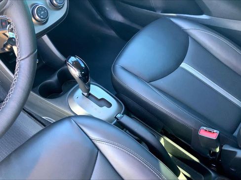 Used 2021 Chevrolet Spark ACTIV image 16