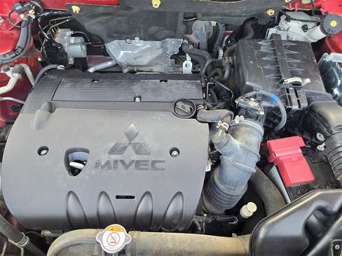 Used 2021 Mitsubishi Outlander Sport SE image 29