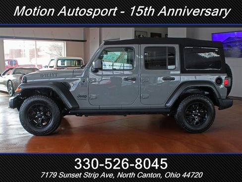Used 2021 Jeep Wrangler Unlimited Sport AWD/4WD image 7