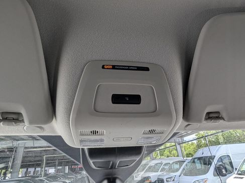 Used 2022 Ford Transit 250 Medium Roof RWD image 37