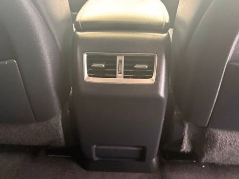 Used 2022 Lexus RX 350L Premium w/ Premium Package AWD/4WD image 38