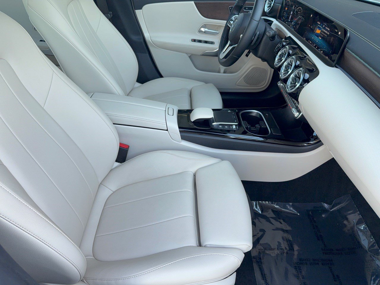 Certified 2023 Mercedes-Benz CLA 250 image 30