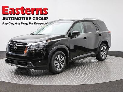 Used 2022 Nissan Pathfinder SL