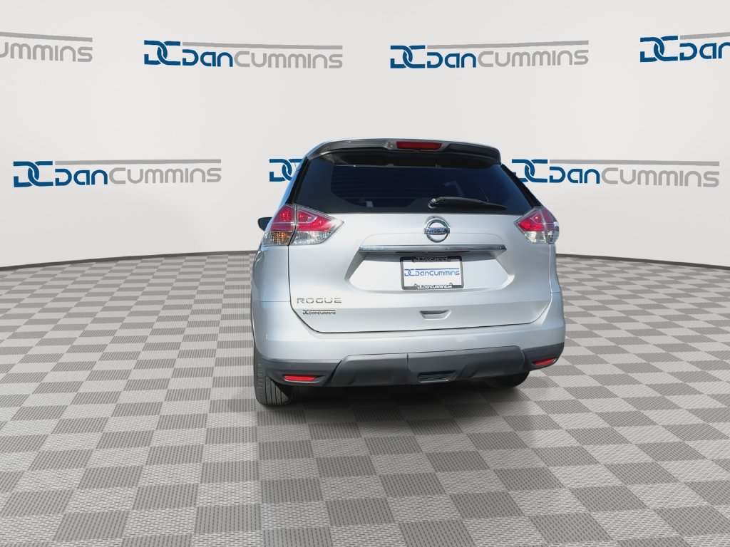 Used 2016 Nissan Rogue S FWD image 7