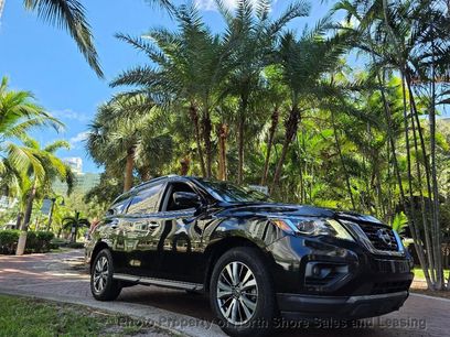 Used 2019 Nissan Pathfinder SL