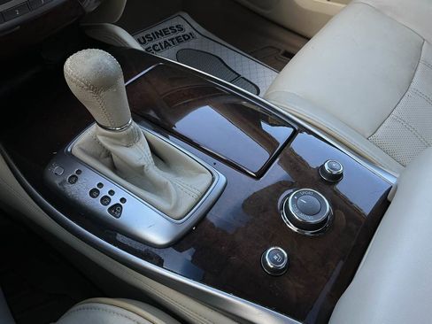 Used 2013 INFINITI JX35 AWD w/ Premium Pkg image 21