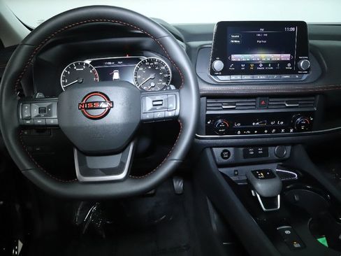 Certified 2023 Nissan Rogue SL w/ SL Premium Package AWD/4WD image 28
