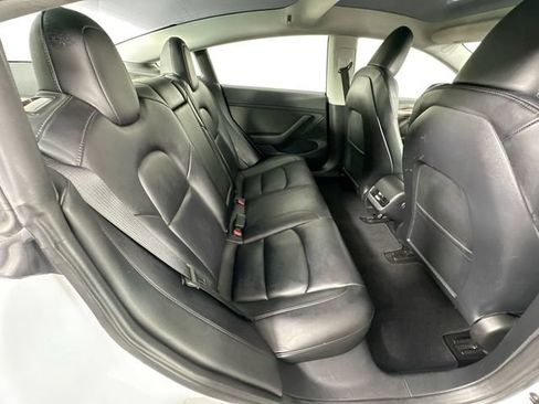 Used 2023 Tesla Model 3 Standard Range RWD image 23