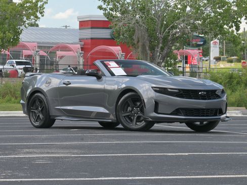Used 2021 Chevrolet Camaro LT RWD image 2