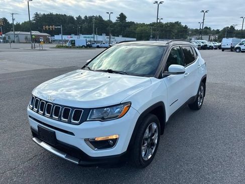 Used 2020 Jeep Compass Limited AWD/4WD image 4