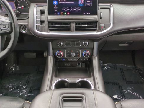 Used 2021 GMC Yukon SLT w/ SLT Premium Package AWD/4WD image 38