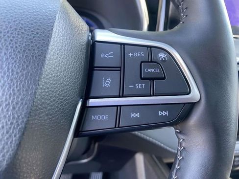 Used 2023 Toyota Highlander Platinum image 24