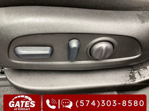 Used 2025 Chevrolet Blazer LT AWD/4WD image 16