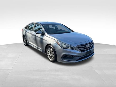 Used 2015 Hyundai Sonata Sport w/ Option Group 03 image 8