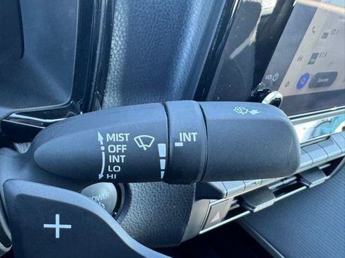 Certified 2025 Toyota Camry SE AWD/4WD image 26