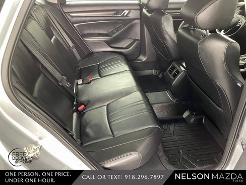 Used 2019 Honda Accord Touring image 43