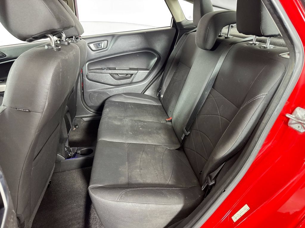 Used 2015 Ford Fiesta SE FWD image 24