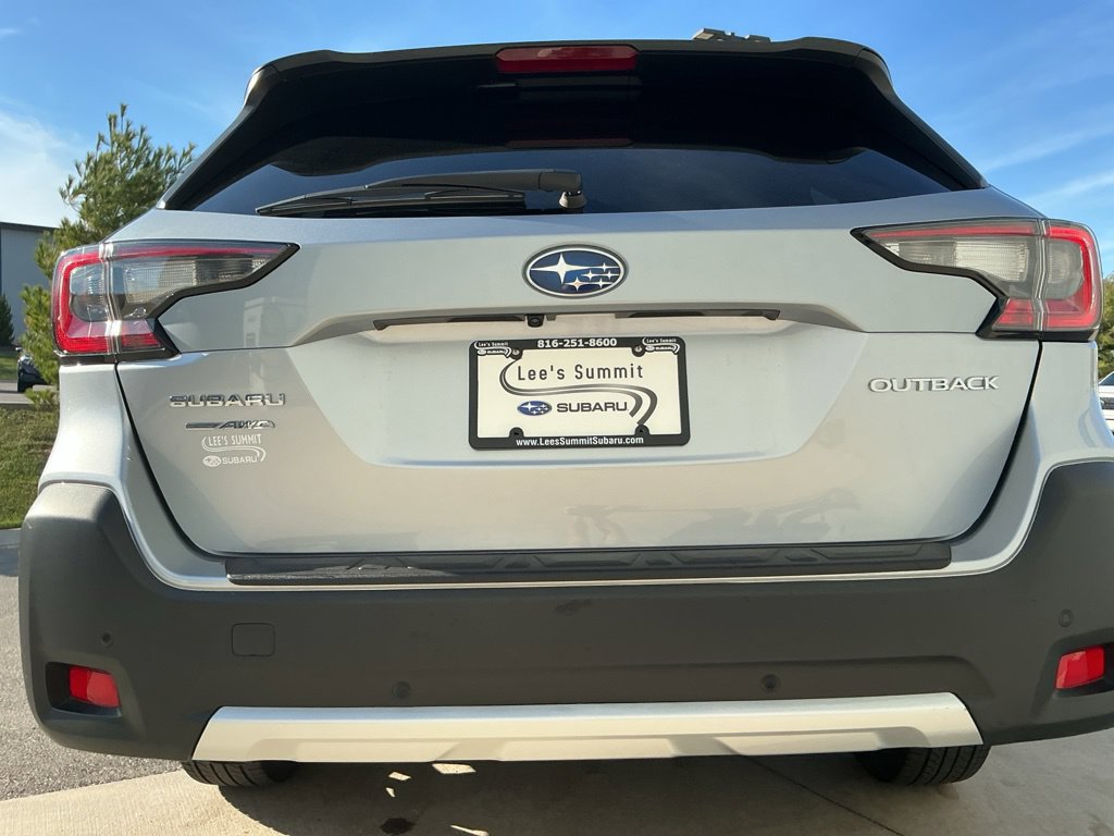 Certified 2024 Subaru Outback Limited AWD/4WD image 12