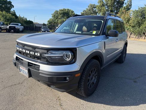 Certified 2023 Ford Bronco Sport Outer Banks w/ Tech Package AWD/4WD image 1