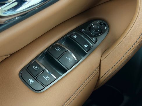 Used 2023 INFINITI QX80 Sensory w/ Cargo Package RWD image 28