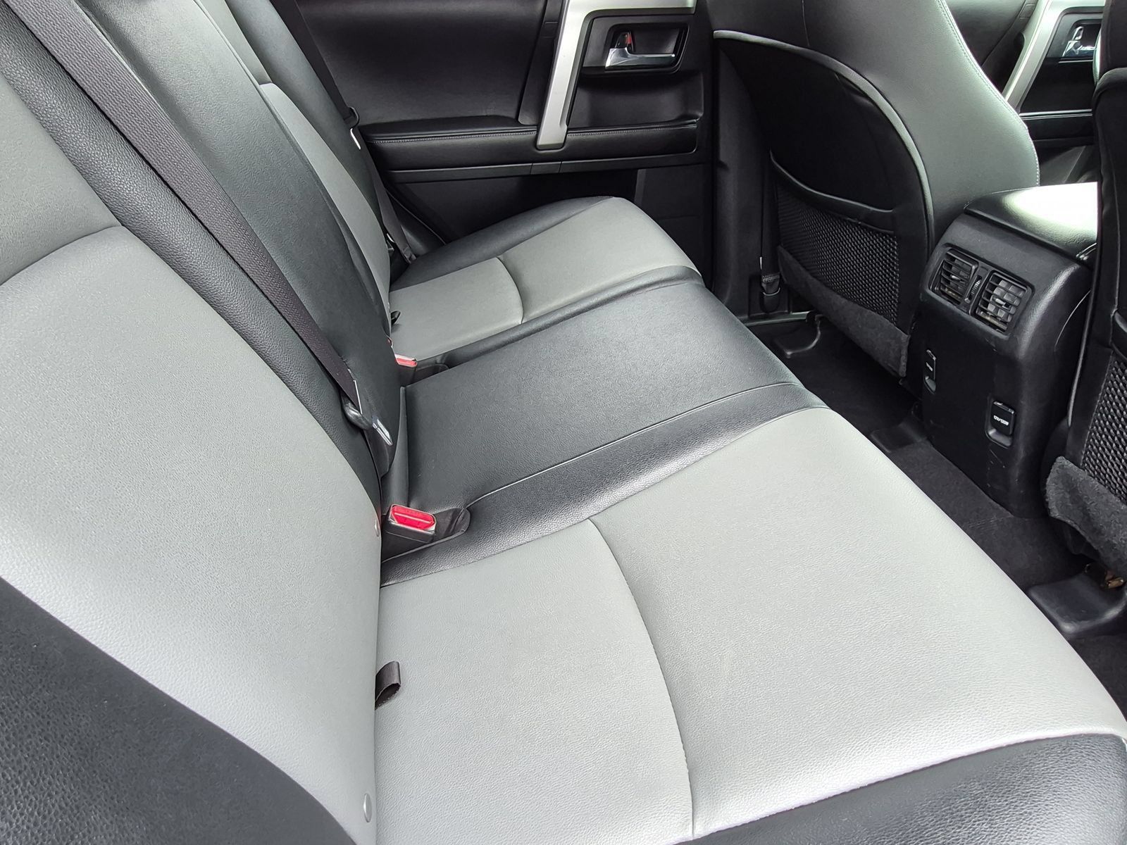 Used 2016 Toyota 4Runner SR5 Premium AWD/4WD image 21