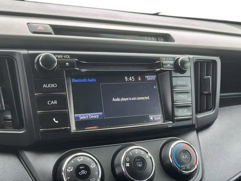 Used 2017 Toyota RAV4 LE image 15