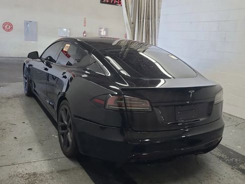 Used 2022 Tesla Model S image 3