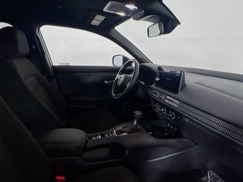Used 2026 Honda HR-V Sport image 10