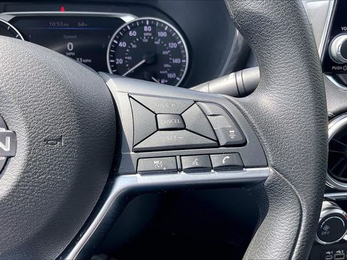 Used 2025 Nissan Sentra SV FWD image 18