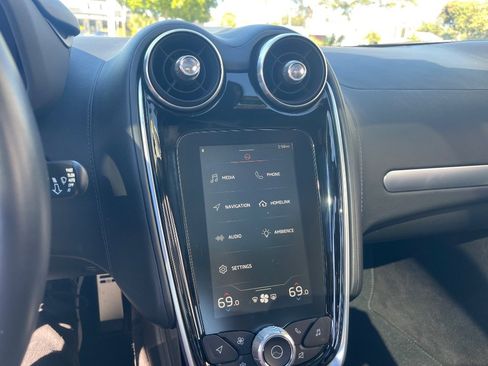 Used 2020 McLaren GT image 36