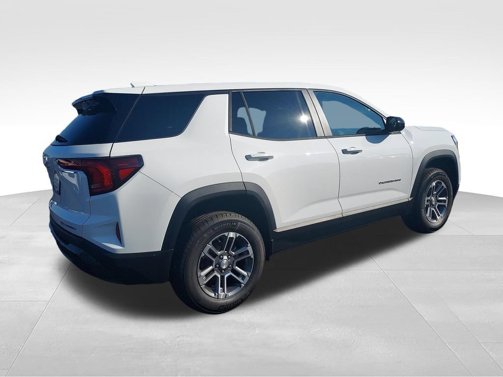 New 2027 GMC Terrain Elevation w/ LPO, Floor Liner Package FWD image 5