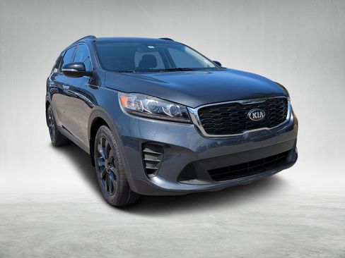 Certified 2019 Kia Sorento S image 7