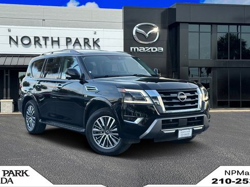 Used 2022 Nissan Armada SL w/ Captain's Chairs Package RWD image 1