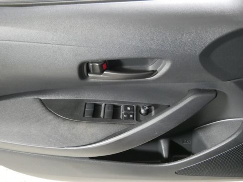 Used 2024 Toyota Corolla LE FWD image 19
