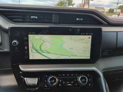 Used 2022 GMC Sierra 1500 Denali image 10