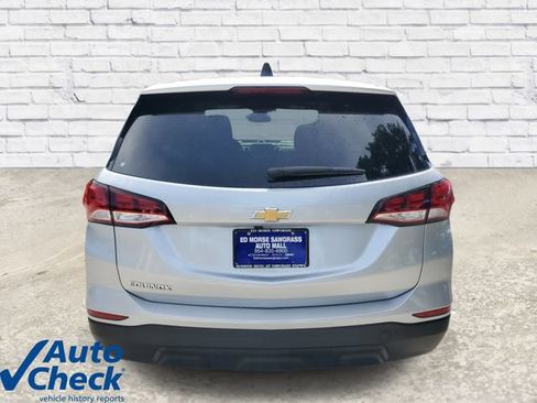 Used 2022 Chevrolet Equinox LS w/ LS Convenience Package FWD image 3