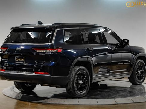 Used 2023 Jeep Grand Cherokee L Limited AWD/4WD image 10