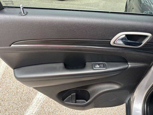 Certified 2021 Jeep Grand Cherokee Limited image 35