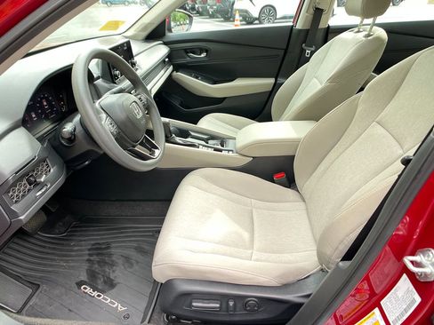 Used 2024 Honda Accord EX image 9