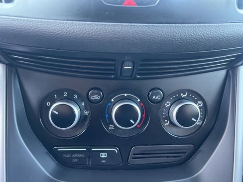 Used 2014 Ford Escape SE image 27