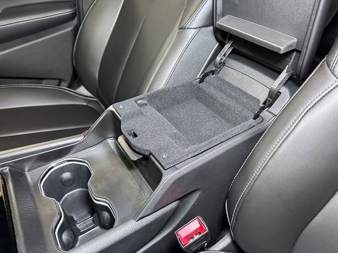 New 2025 Jeep Grand Cherokee Limited w/ Black Appearance Package image 29