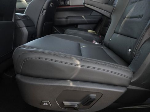 New 2025 Hyundai Santa Fe Calligraphy image 16