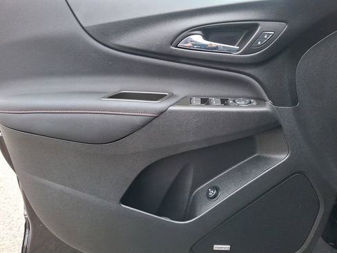 Certified 2023 Chevrolet Equinox RS w/ RS Leather Package image 13