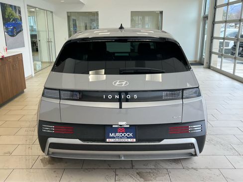 New 2026 Hyundai Ioniq 5 SEL image 9