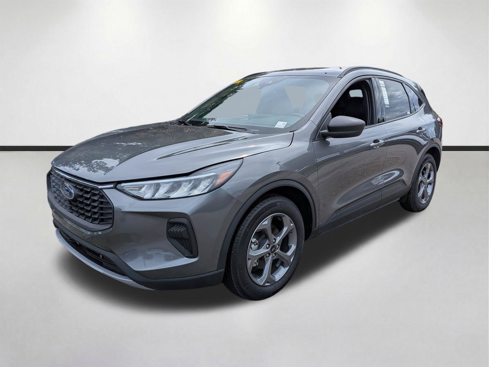 Used 2025 Ford Escape ST-Line w/ Equipment Group 301A FWD image 8