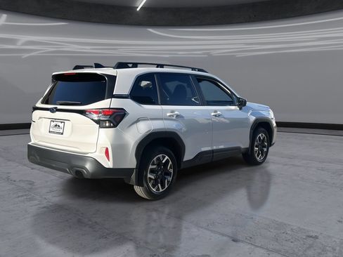 New 2026 Subaru Forester Premium AWD/4WD image 5