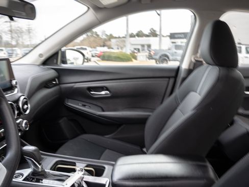 Used 2023 Nissan Sentra SV image 30